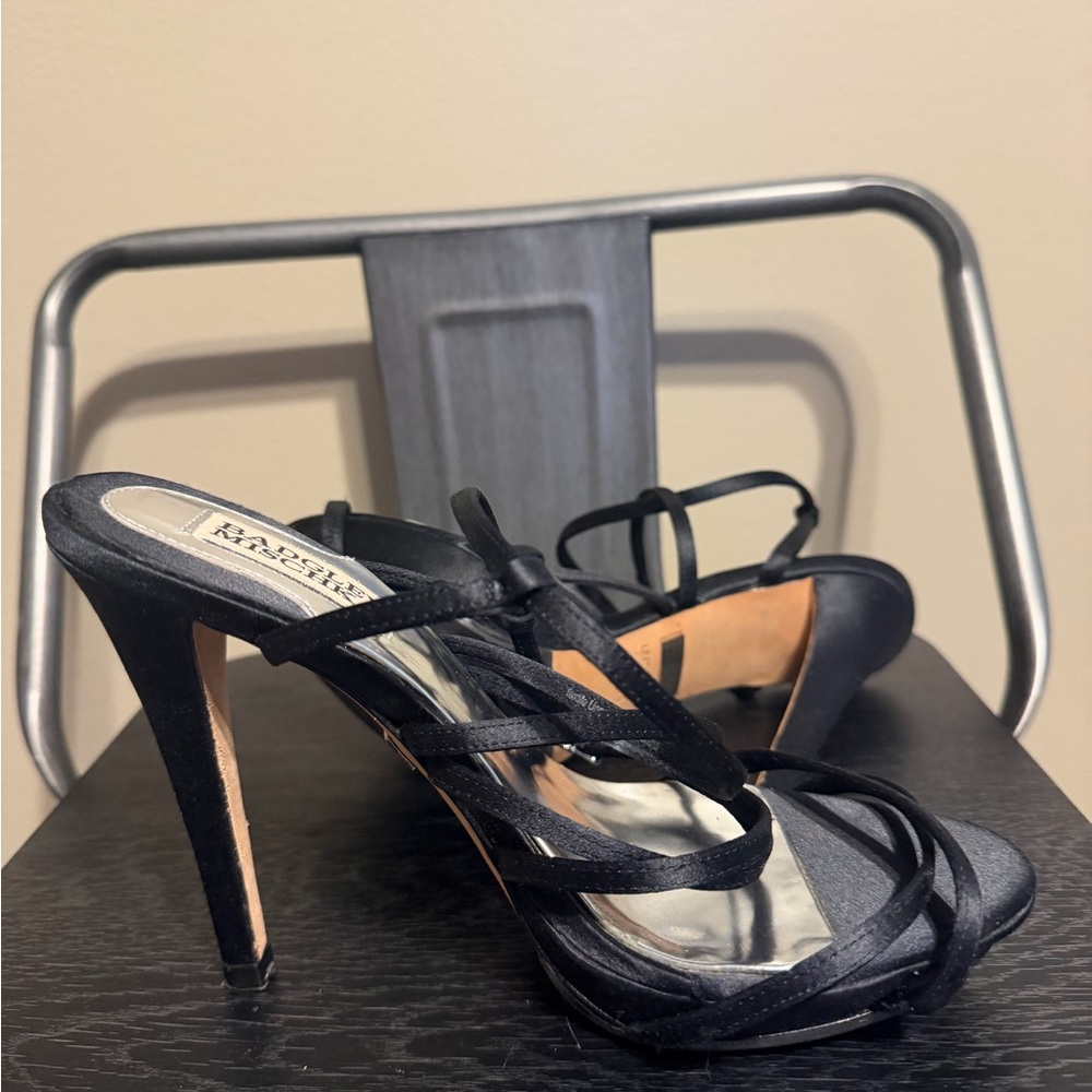 Badgley Mischka Black Strappy Heels - Picture 6 of 12